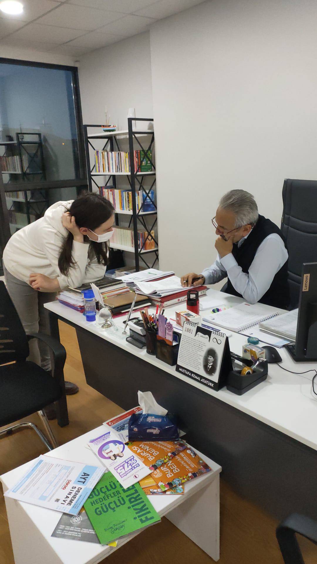 Kurumumuzdan Kareler